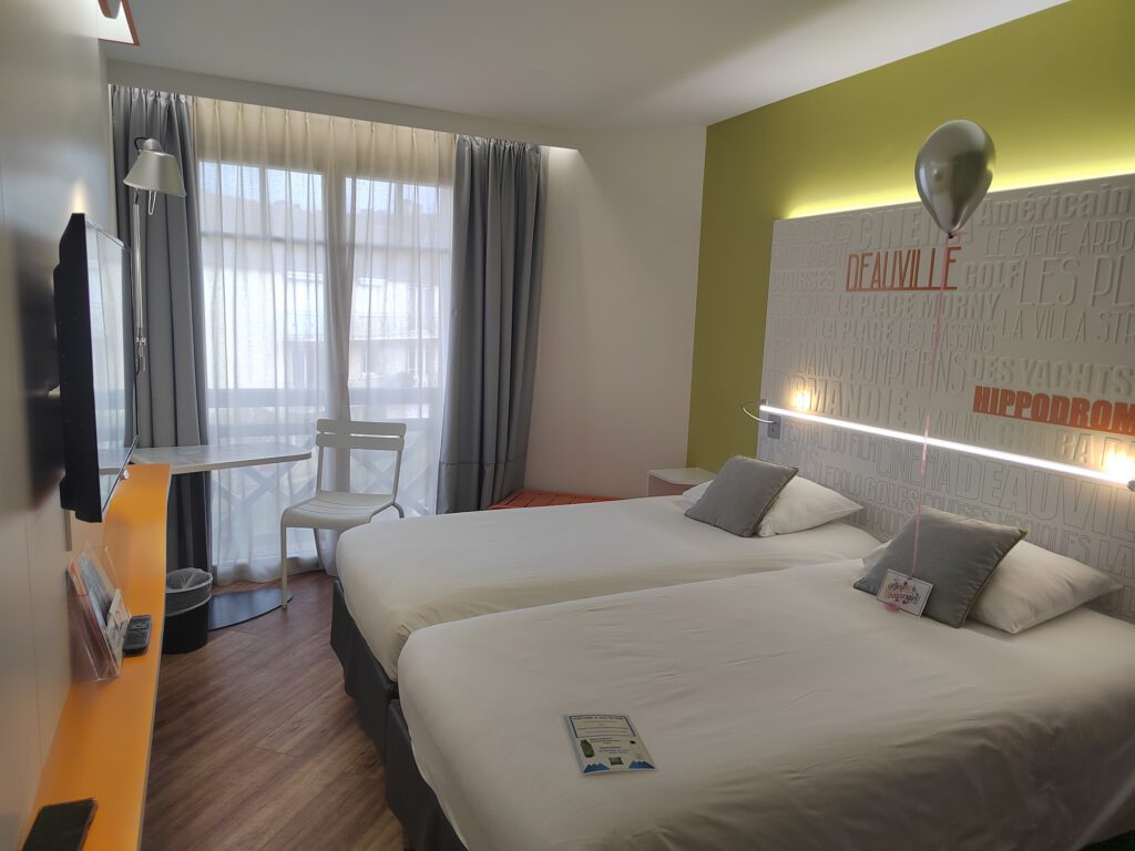 Réalisation - éclairage chambres - Hôtel Ibis