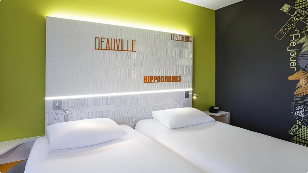 Réalisation - éclairage chambres - Hôtel Ibis Deauville